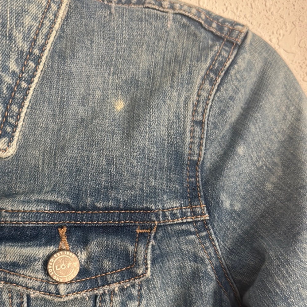 LOFT Classic Blue Jean Jacket - Picture 3 of 6
